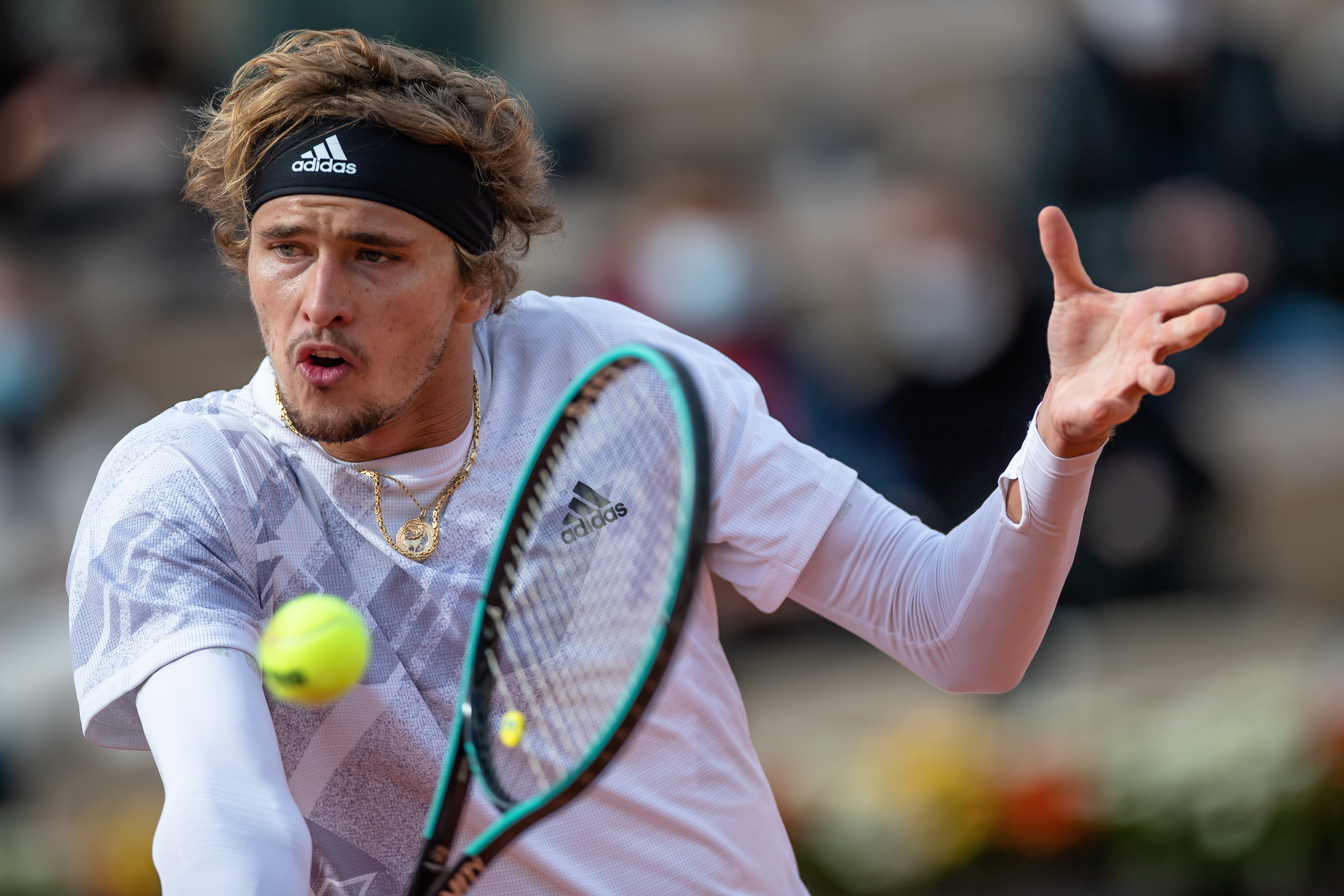 新增中超过 新增中超过